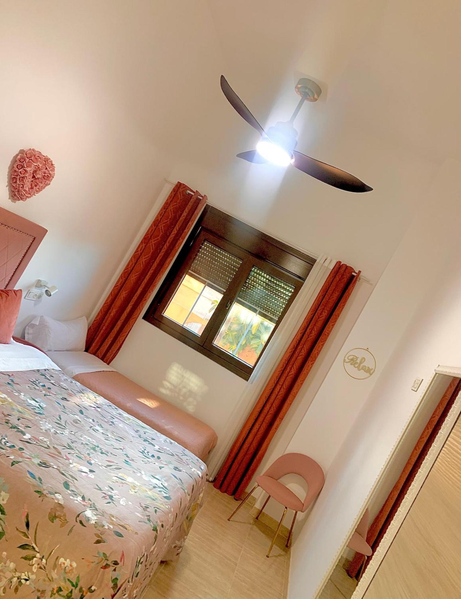 Amplia Vivienda New Para12 Pers A 4 Min Caminando De Playa Con Terraza, Piscina Com, Wifi, Ventiladores De Techo, Lavavajillas Roquetas de Mar Eksteriør bilde
